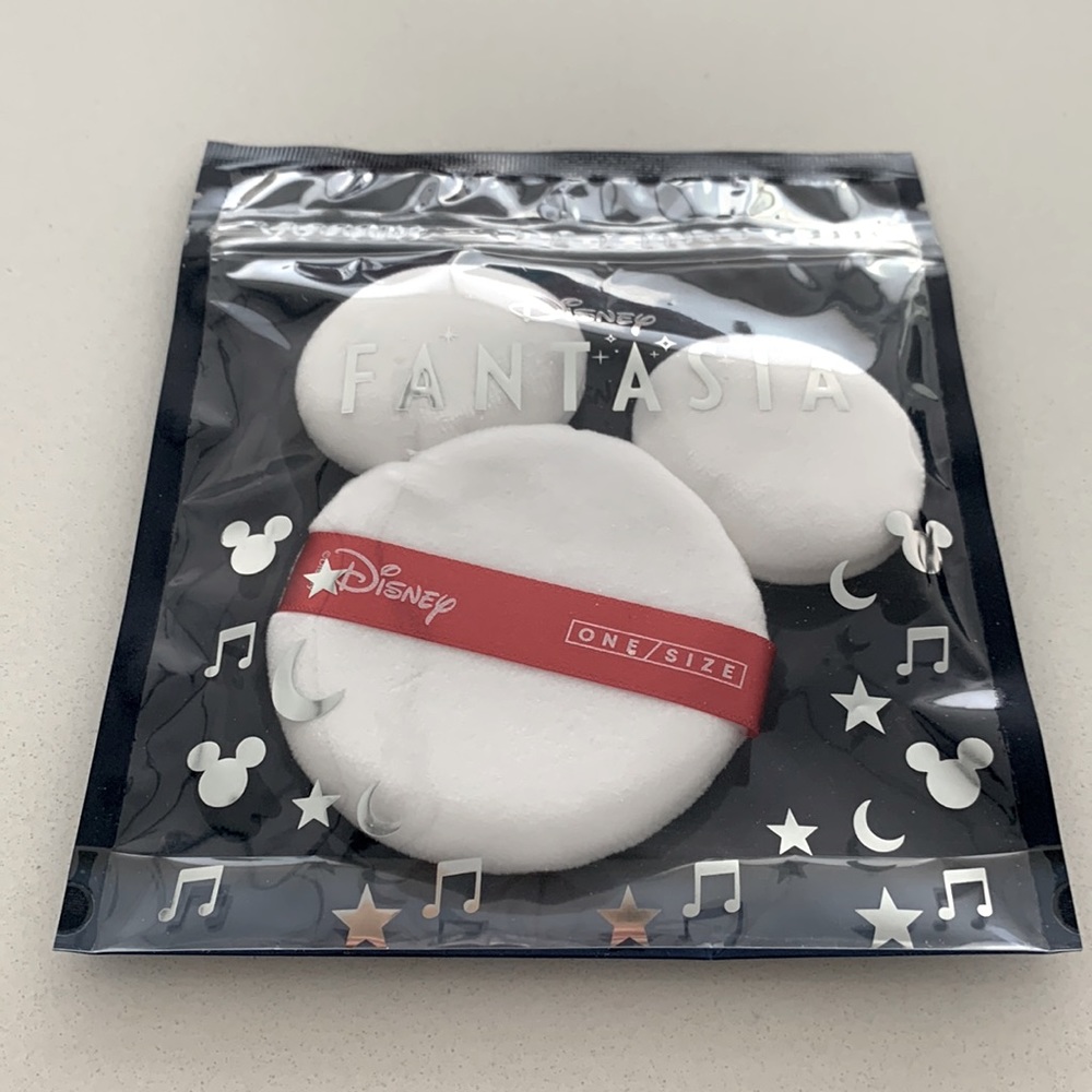 ONE/SIZE Disney Fantasia Mickey Puff Sponge by Patrick Starrr NWT